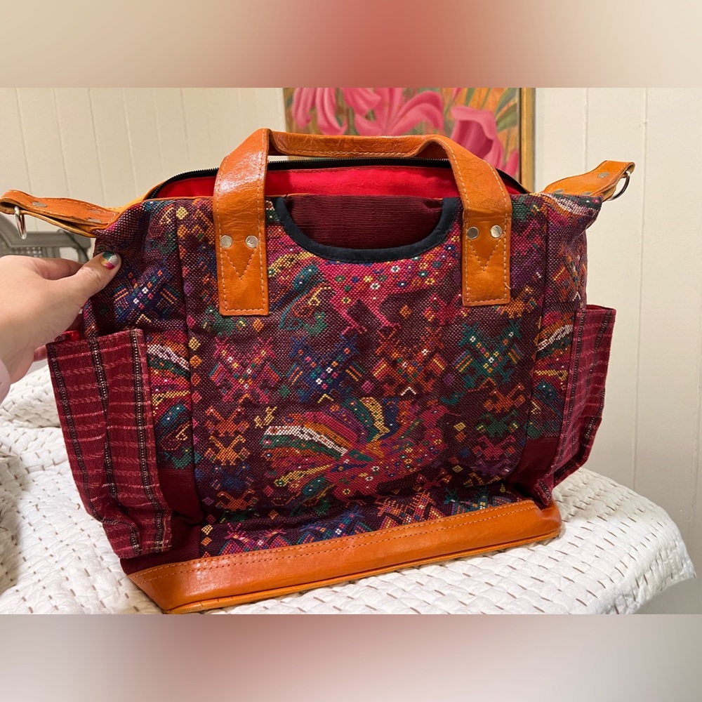 Nena and Co Large Crossybody Tote